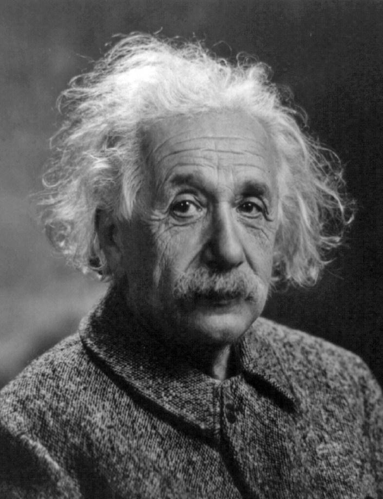 Einstein’s Law of Gravitation (General Relativity) – Simply Explained